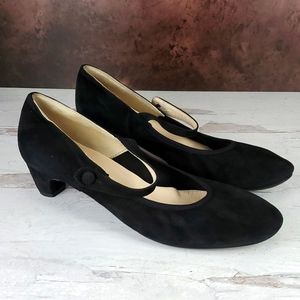 Les Trois Garcons | Vintage Vera Pelle Black Balletcore Suede Kitten Heels